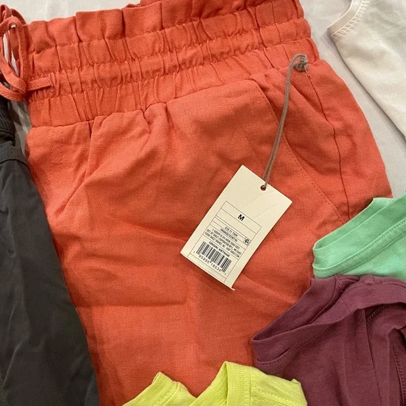 Resellers Summer Bundle!!! Athleta, Lucky Brand, American Eagle, North Face - Picture 4 of 11